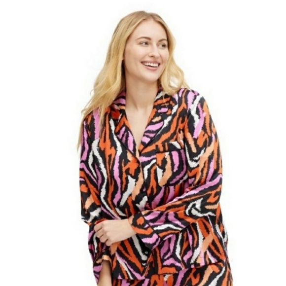 Diane Von Furstenberg Other - Diane Von Furstenberg Target Long Sleeve Notch Collar Disco Zebra Pj Top XXS